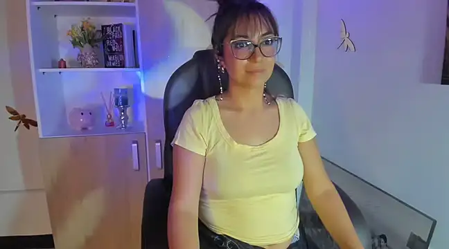 Snapshot of Isabellaa22_1 chatting on 19, 3, 2025 Isabellaa22 1 online show from 19, 3, 2025