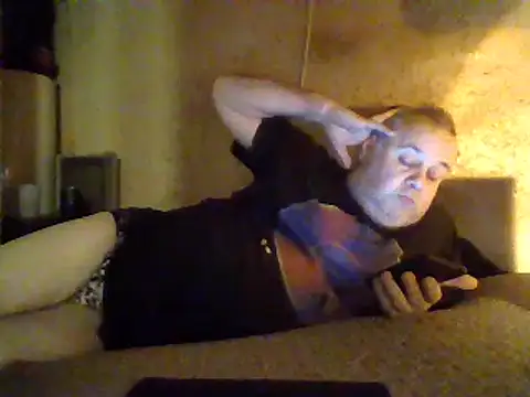 Nightshade7712 online show from 27, 2, 2025