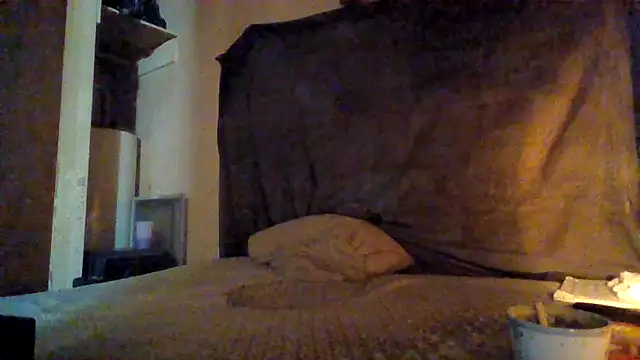 Nightshade7712 online show from 17, 10, 2025