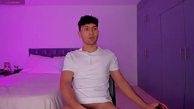 Snapshot of Valerio_James7 chatting on 3, 2, 2025 Valerio James7 online show from 3, 2, 2025