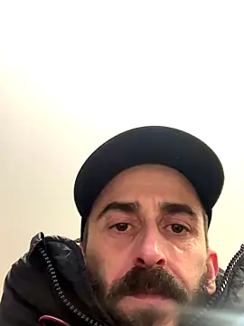 Snapshot of Gigolo_profissional chatting on 21, 12, 2025 Gigolo profissional online show from 21, 12, 2025