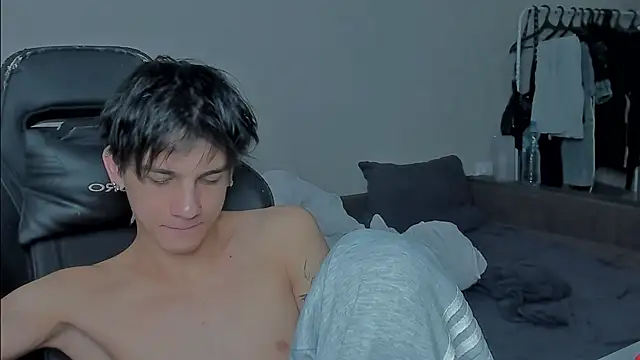 Snapshot of MarkBrowniii chatting on 20, 12, 2024 MarkBrowniii online show from 20, 12, 2024