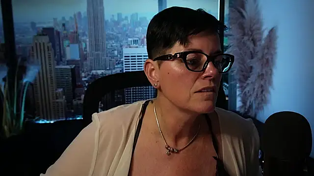 ninarandmann online show from 11, 11, 2025