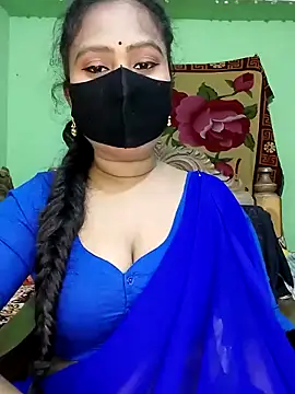 Idhika Paul online show from 24, 2, 2025