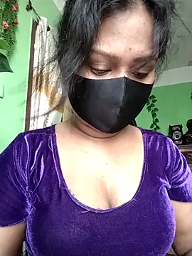 Idhika Paul online show from 26, 9, 2025