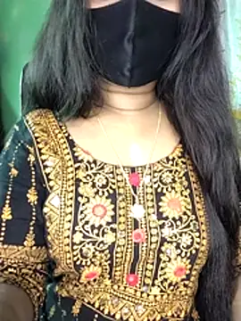 Idhika Paul online show from 15, 12, 2025