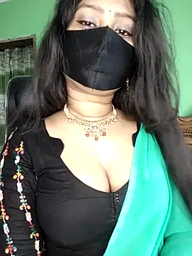 Idhika Paul online show from 4, 4, 2026