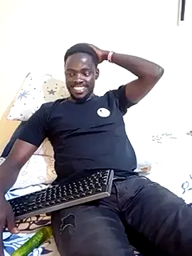 MaskedGQ online show from 20, 2, 2025