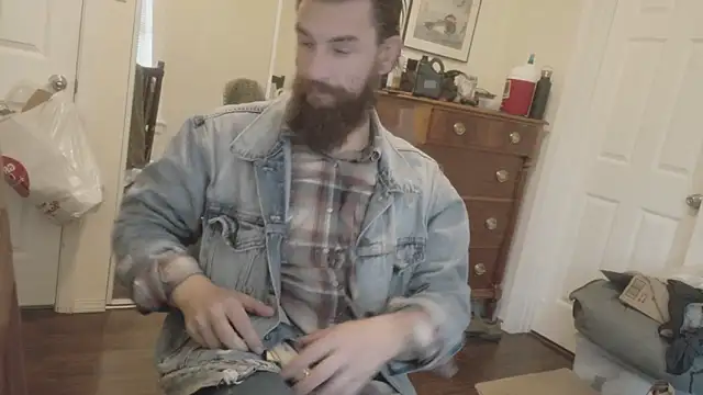 Armyexhibitionistvet online show from 16, 9, 2025