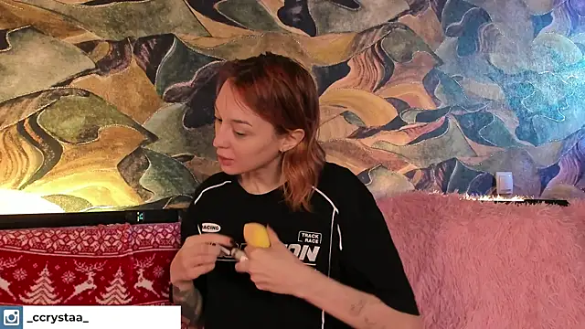 Snapshot of CrystalRey chatting on 24, 12, 2024 CrystalRey online show from 24, 12, 2024