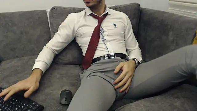 Naughtb0y online show from 6, 2, 2026