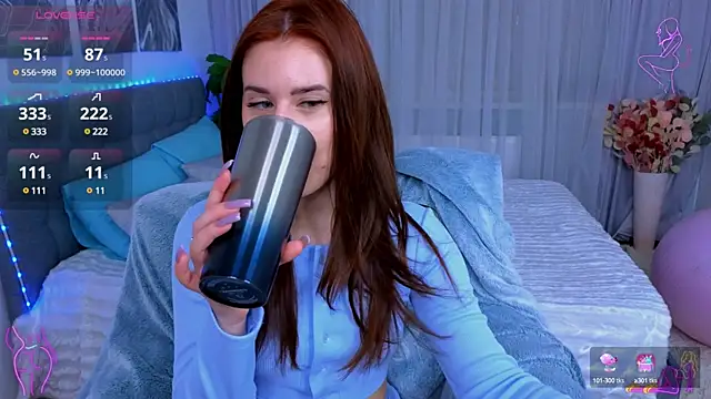 Milkissss online show from 8, 3, 2025