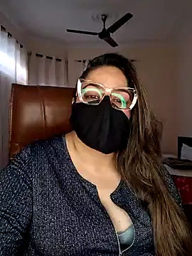 SEXY-Sardarni online show from 14, 1, 2025