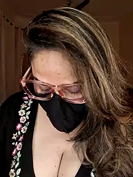 SEXY-Sardarni online show from 27, 2, 2025