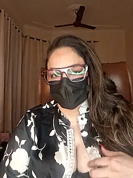 SEXY-Sardarni online show from 18, 9, 2025