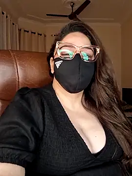 Snapshot of SEXY-Sardarni chatting on 14, 6, 2026 SEXY-Sardarni online show from 14, 6, 2026