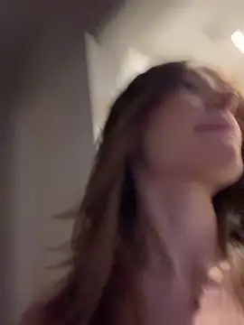 mollyyank online show from 15, 4, 2026