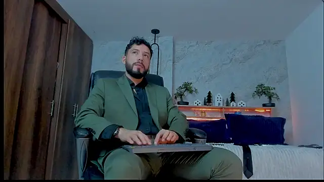 bruno woods online show from 23, 12, 2024