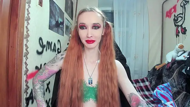 Roxy Silver online show from 20, 2, 2025