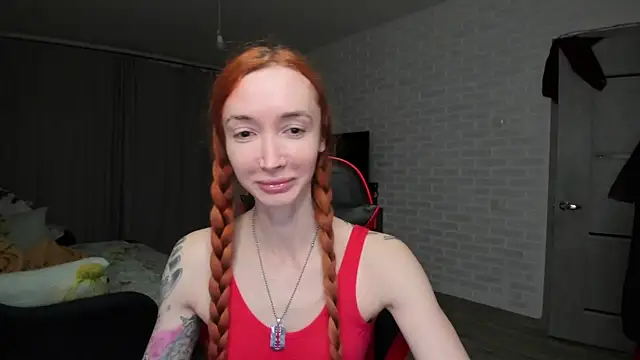 Roxy Silver online show from 16, 12, 2025