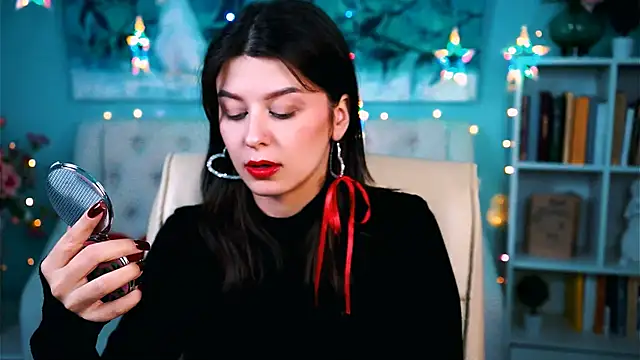 Snapshot of NicoleMun chatting on 29, 12, 2024 NicoleMun online show from 29, 12, 2024