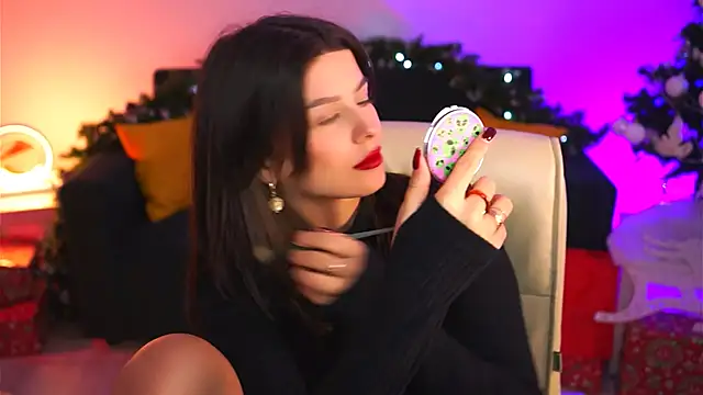 Snapshot of NicoleMun chatting on 12, 1, 2025 NicoleMun online show from 12, 1, 2025