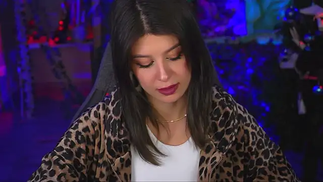 Snapshot of NicoleMun chatting on 14, 1, 2025 NicoleMun online show from 14, 1, 2025