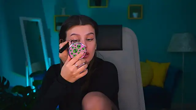 Snapshot of NicoleMun chatting on 7, 2, 2025 NicoleMun online show from 7, 2, 2025