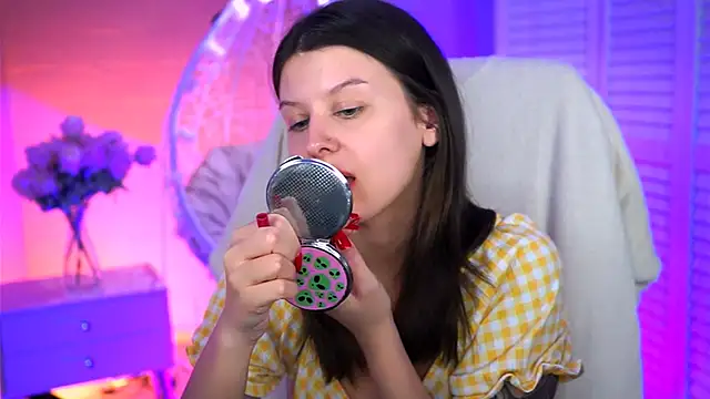 Snapshot of NicoleMun chatting on 13, 3, 2025 NicoleMun online show from 13, 3, 2025