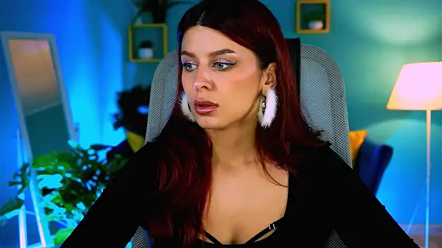 Snapshot of NicoleMun chatting on 17, 12, 2025 NicoleMun online show from 17, 12, 2025