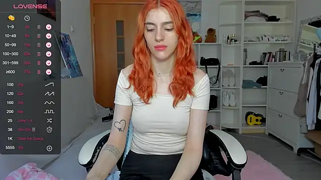 Snapshot of broosnica1 chatting on 13, 7, 2026 broosnica1 online show from 13, 7, 2026