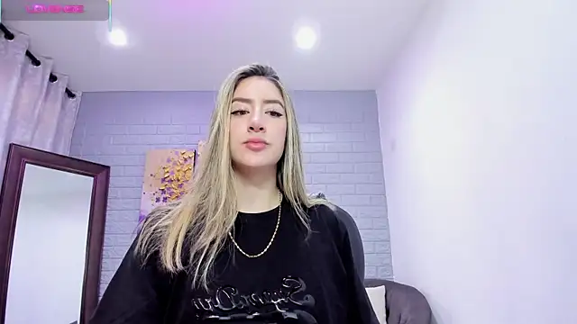  AlejaCruz  online show from 11, 1, 2026