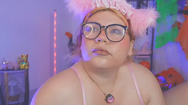 Snapshot of Samanta_cutee chatting on 21, 10, 2025 Samanta cutee online show from 21, 10, 2025