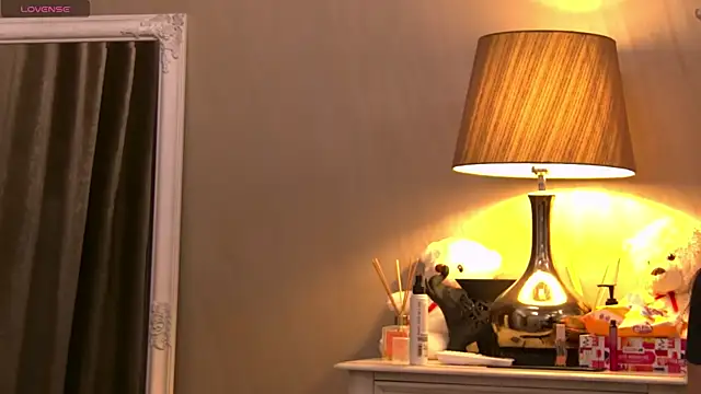 Snapshot of GinaMence chatting on 27, 2, 2025 GinaMence online show from 27, 2, 2025