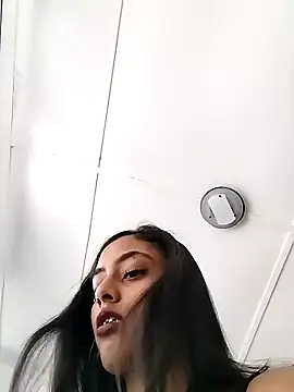 cleopatra-phaedra online show from 7, 2, 2025