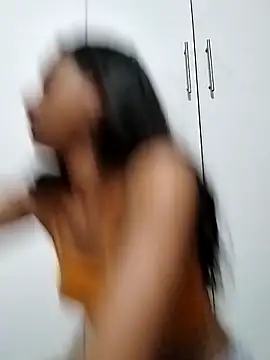 cleopatra-phaedra online show from 2, 2, 2026