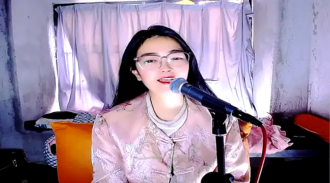 Floor oo online show from 17, 3, 2025