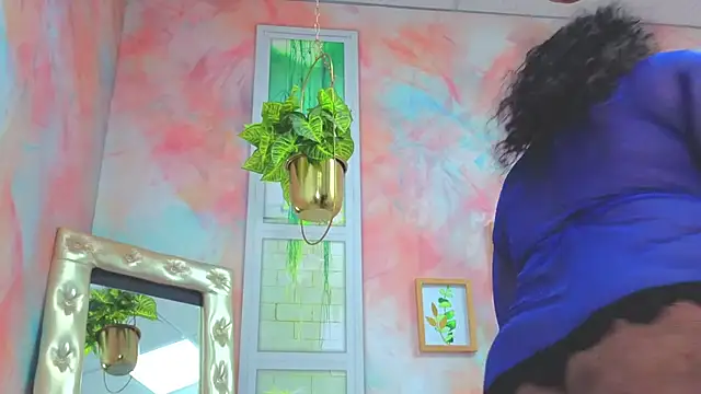 Snapshot of Idiris_big chatting on 2, 10, 2025 Idiris big online show from 2, 10, 2025