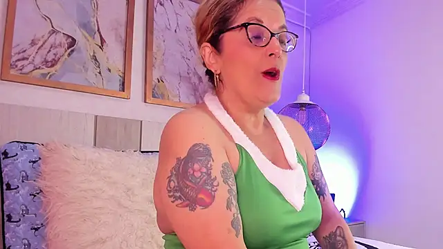 ValeryHart1 online show from 17, 3, 2025