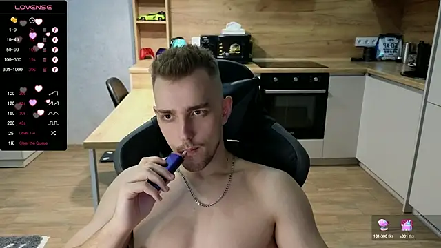 Snapshot of Larstar01 chatting on 21, 1, 2025 Larstar01 online show from 21, 1, 2025