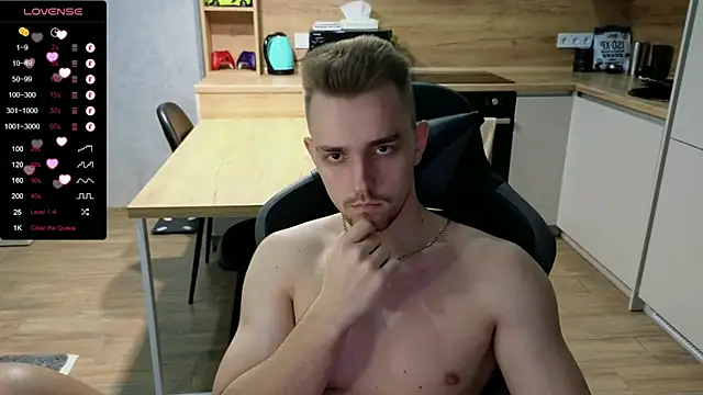 Snapshot of Larstar01 chatting on 11, 2, 2025 Larstar01 online show from 11, 2, 2025