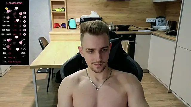 Snapshot of Larstar01 chatting on 12, 2, 2025 Larstar01 online show from 12, 2, 2025