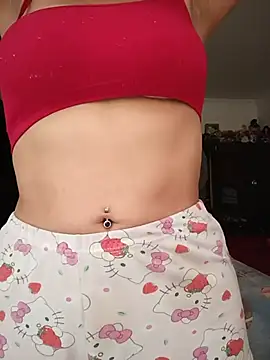 Snapshot of tiffani__love chatting on 9, 7, 2026 tiffani love online show from 9, 7, 2026