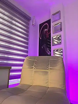 babybriexxx online show from 19, 12, 2024