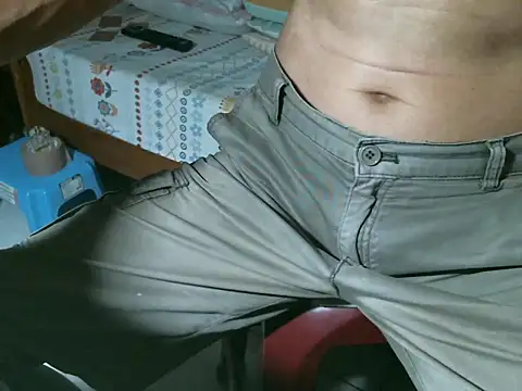 triangle0623 online show from 1, 10, 2025