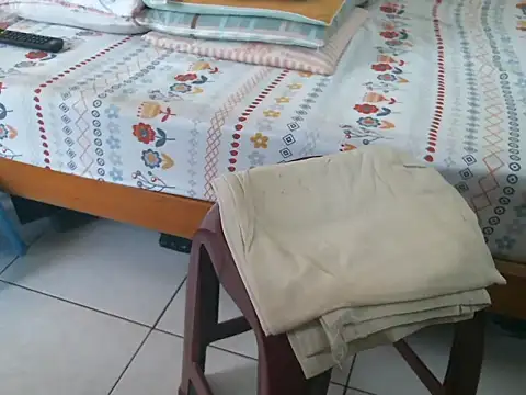 triangle0623 online show from 12, 10, 2025