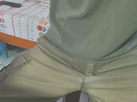 triangle0623 online show from 6, 11, 2025