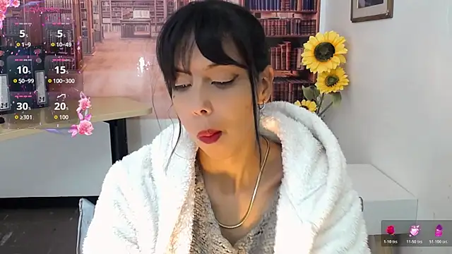 Snapshot of Catalella_Ar chatting on 23, 10, 2025 Catalella Ar online show from 23, 10, 2025