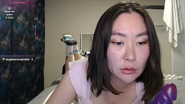 Maya Kumashiro online show from 28, 11, 2025