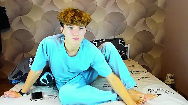 Snapshot of Ian_Flor chatting on 24, 11, 2025 Ian Flor online show from 24, 11, 2025